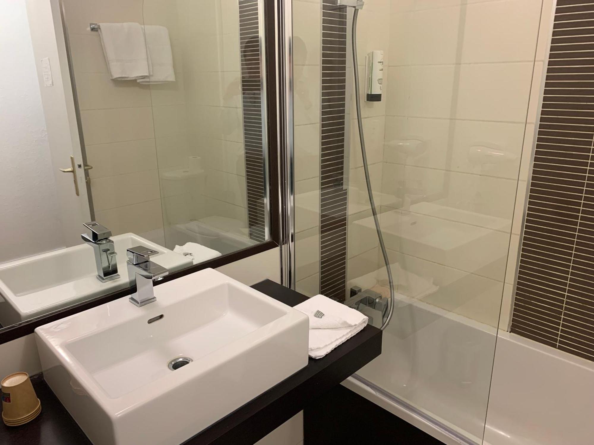 Contact Hotel Des Etats-Unis Toulouse Ngoại thất bức ảnh
