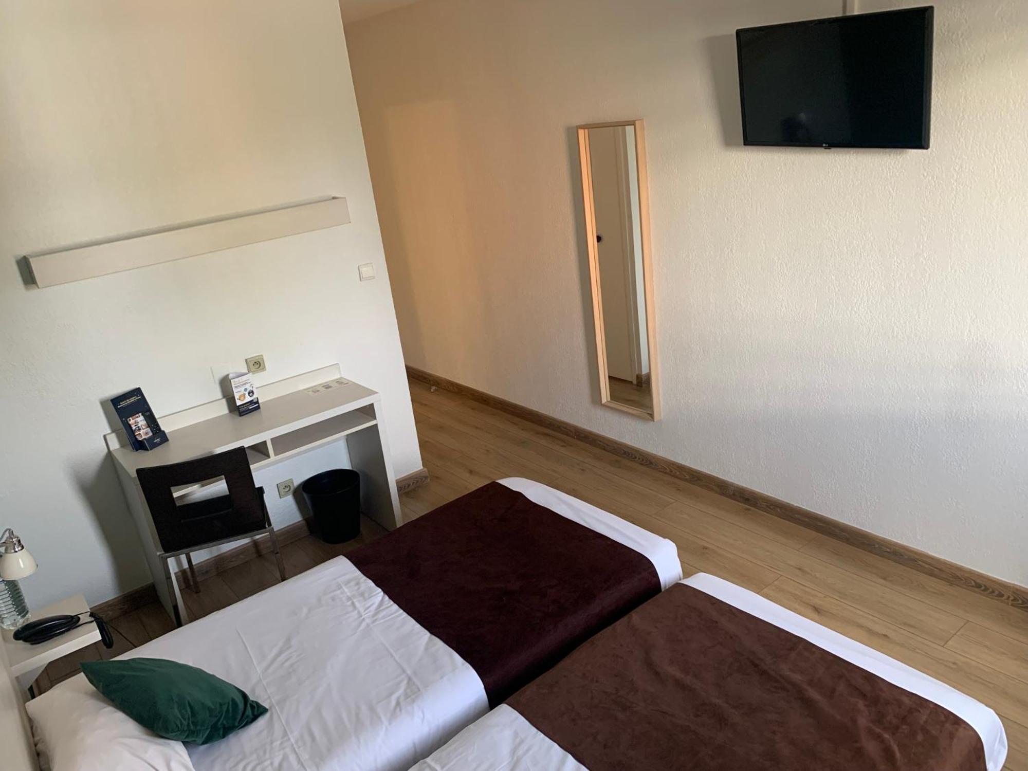 Contact Hotel Des Etats-Unis Toulouse Ngoại thất bức ảnh